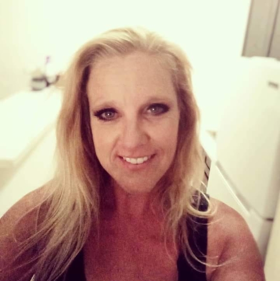 Meet your Posher, Clytie - Picture 1 of 1